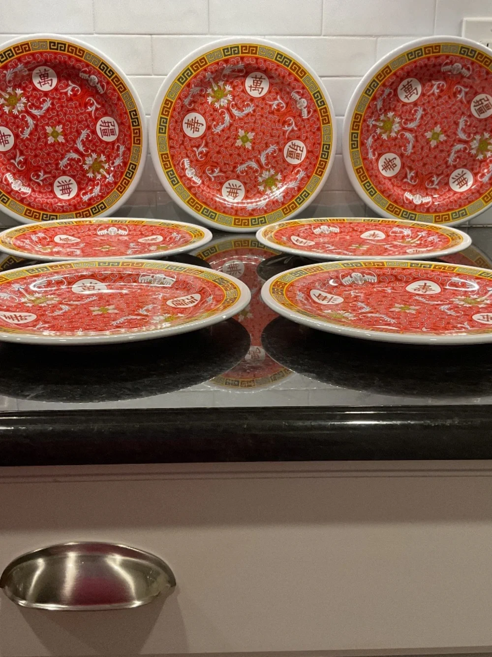Melamine Red and White Round 10